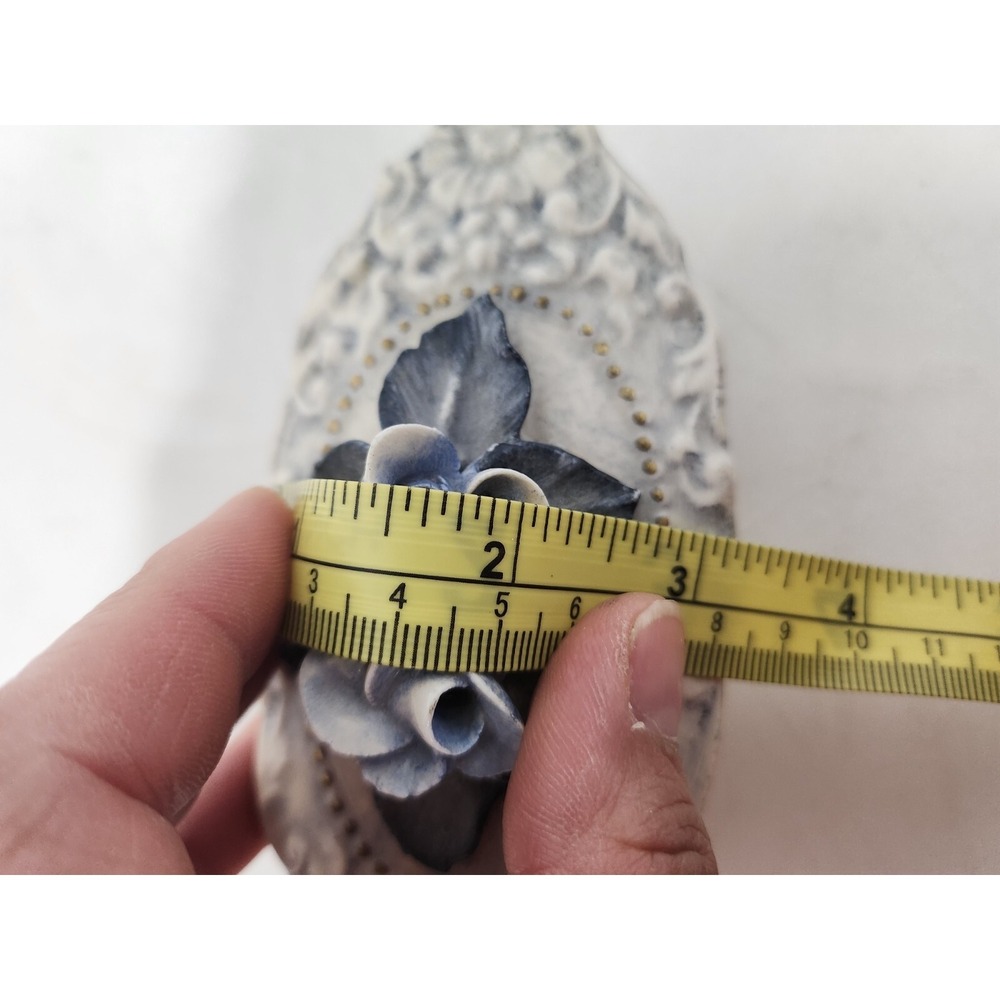 Antique Corday White Porcelain Oval Trinket Box 3D Floral Lid Victorian Rare - Picture 11 of 12